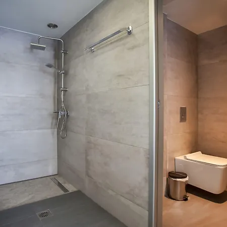 Melrose By Mage Retimno