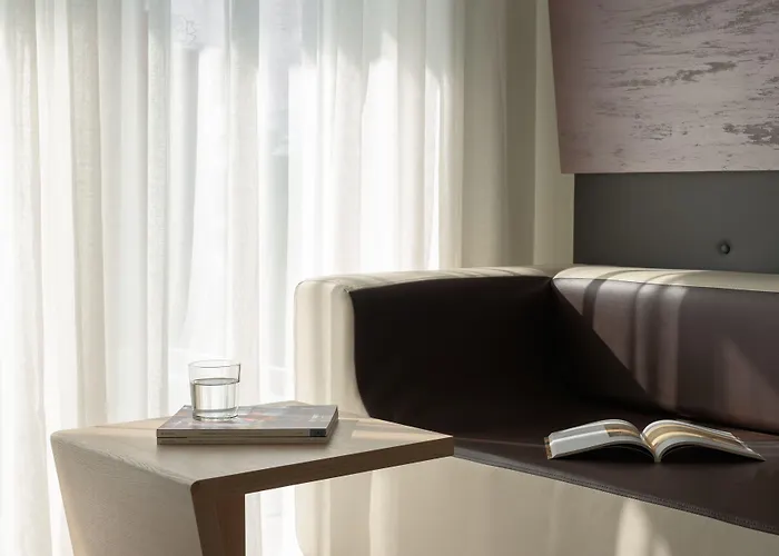 Melrose By Mage Hotel 4*