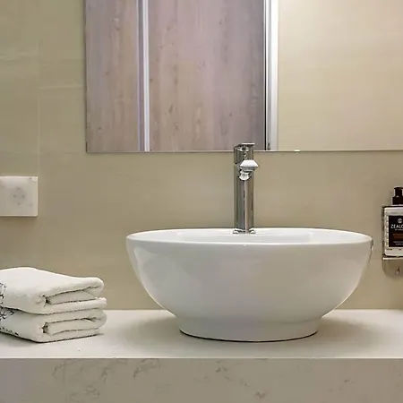 Melrose By Mage Hotel 4*