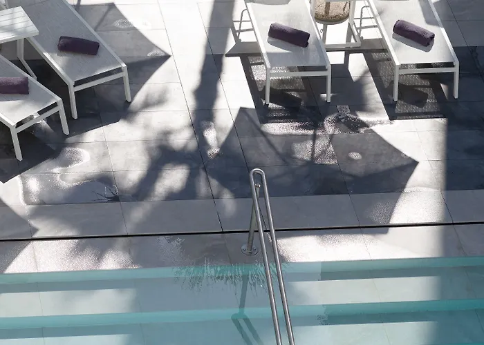 Hotel Melrose By Mage