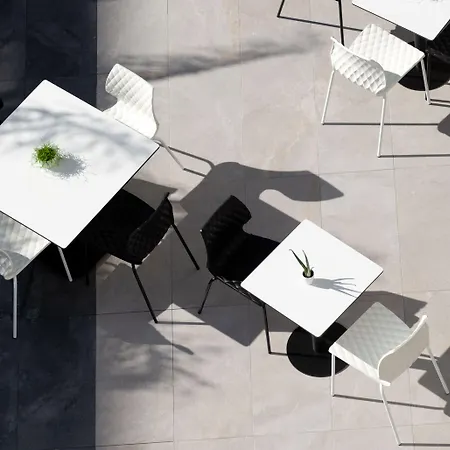 Hotel Melrose By Mage 4*