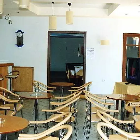 멜로즈 호텔 레팀노